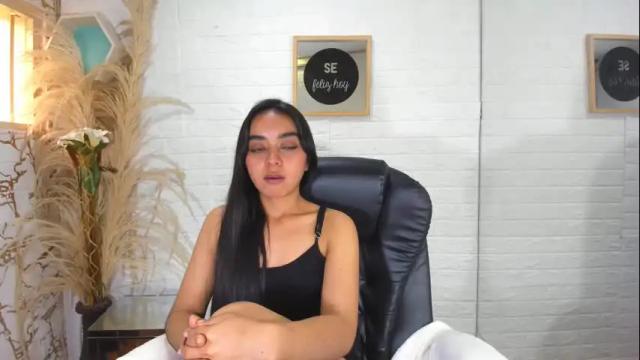 Image 11 of evangelinex69 Stream on Chaturbate on 10 days ago