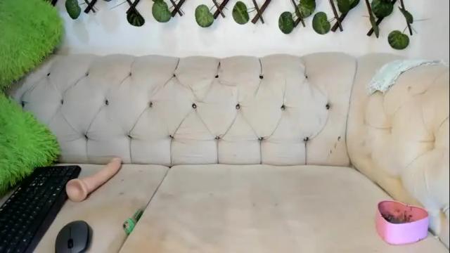 Image 6 of evangely15 Stream on Chaturbate on 1 month ago
