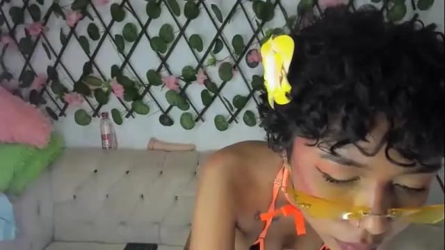 Image 12 of evangely15 Stream on Chaturbate on 1 month ago