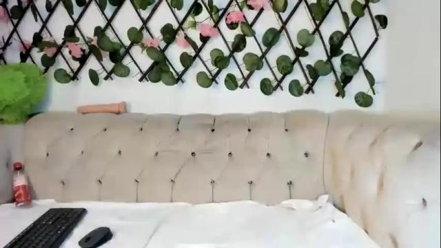 Image 6 of evangely15 Stream on Chaturbate on 12 days ago