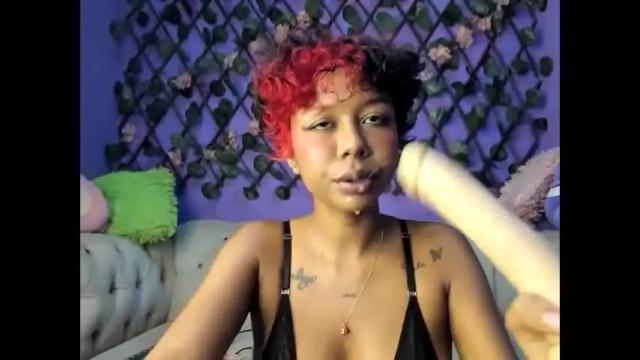 Image 4 of evangely15 Stream on Chaturbate on 1 month ago