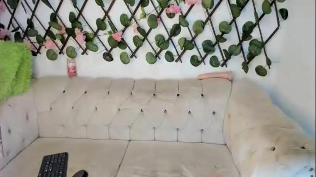 Image 12 of evangely15_ Stream on Chaturbate on 1 month ago