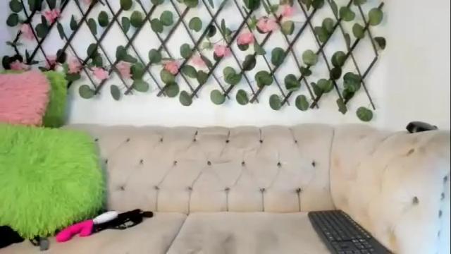 Image 6 of evangely15_ Stream on Chaturbate on 1 month ago