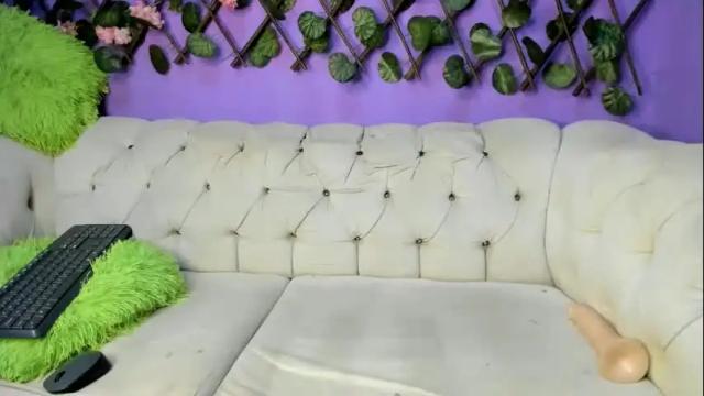 Image 7 of evangely15_ Stream on Chaturbate on 21 days ago