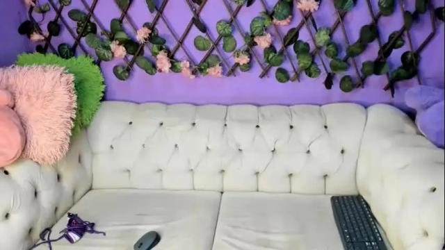 Image 10 of evangely15_ Stream on Chaturbate on 2 months ago