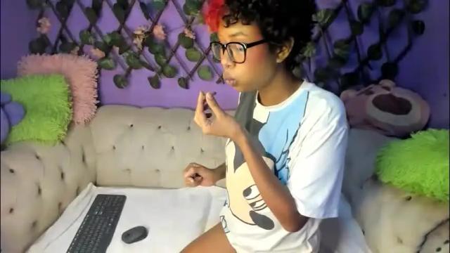 Image 2 of evangely15_ Stream on Chaturbate on 1 month ago