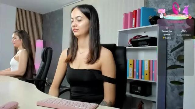 Image 3 of evanoellex Stream on Chaturbate on 1 month ago