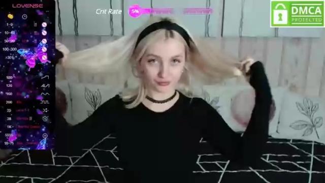 Image 2 of evapares Stream on Chaturbate on 16 months ago