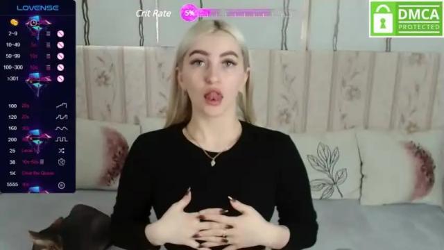 Image 3 of evapares Stream on Chaturbate on 15 months ago