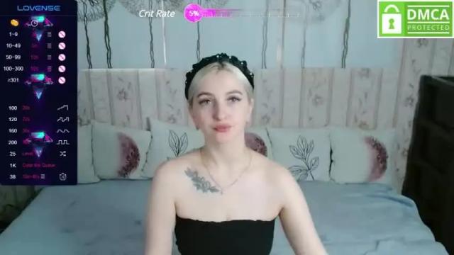 Image 4 of evapares Stream on Chaturbate on 15 months ago