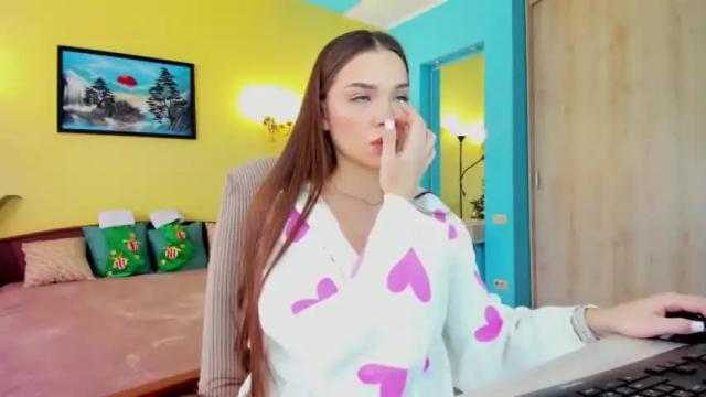 Image 11 of evapaw Stream on Chaturbate on 16 months ago