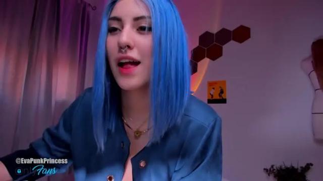 Image 4 of evapunkprincess Stream on Chaturbate on 12 months ago
