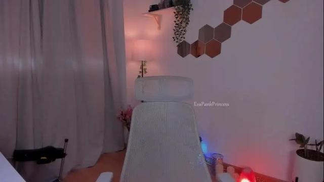 Image 11 of evapunkprincess Stream on Chaturbate on 1 month ago