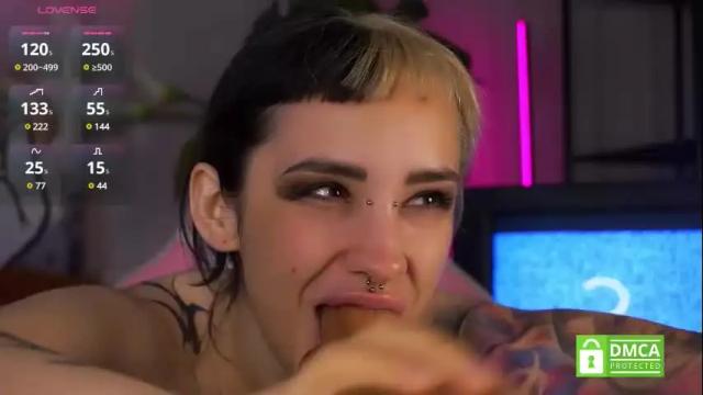 Image 2 of evarabbit Stream on Chaturbate on 23 days ago
