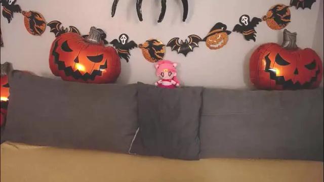 Image 4 of evarey_ Stream on Chaturbate on 16 days ago