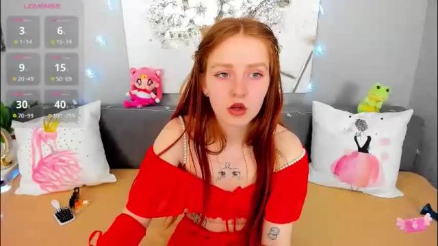 Image 6 of evarey_ Stream on Chaturbate on 19 days ago