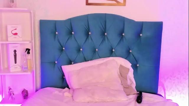 Image 10 of evaritz__ Stream on Chaturbate on 1 month ago