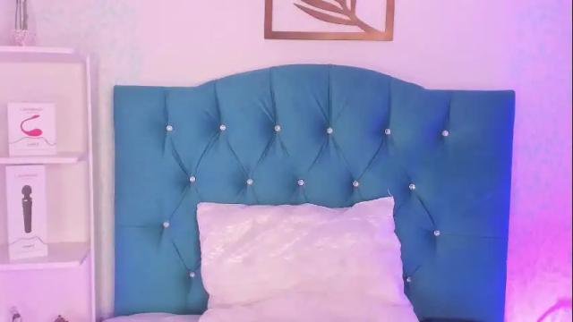 Image 10 of evaritz__ Stream on Chaturbate on 1 month ago