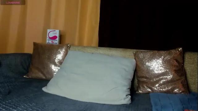 Image 8 of evasunshine18 Stream on Chaturbate on 28 days ago