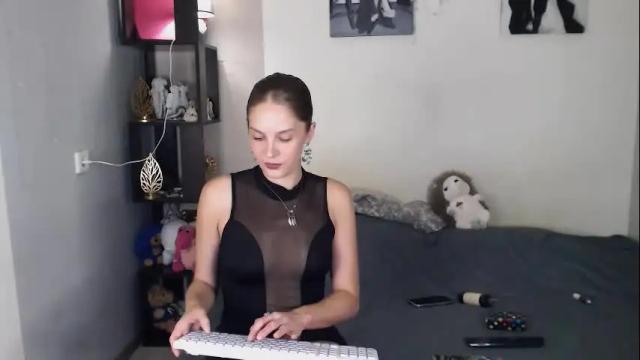 Image 2 of evatequila Stream on Chaturbate on 5 days ago