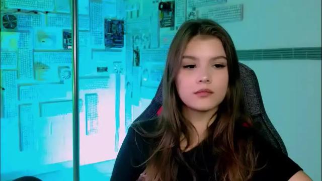 Image 6 of evathopson Stream on Chaturbate on 3 months ago