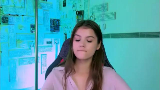 Image 6 of evathopson Stream on Chaturbate on 3 months ago