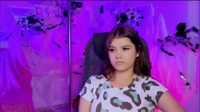 Image 7 of evathopson Stream on Chaturbate on 2 months ago