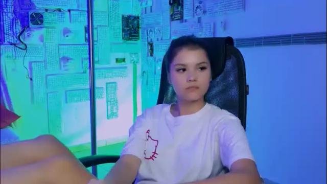 Image 7 of evathopson Stream on Chaturbate on 2 months ago