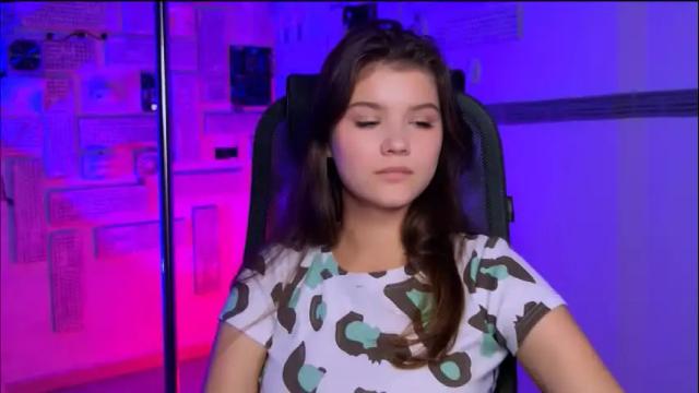 Image 10 of evathopson Stream on Chaturbate on 2 months ago