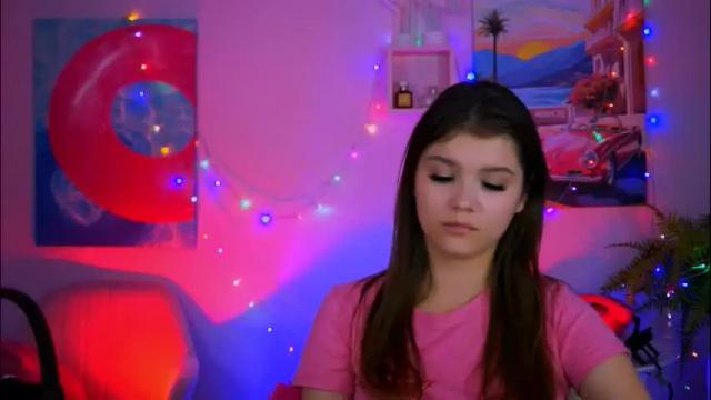 Image 4 of evathopson Stream on Chaturbate on 1 month ago