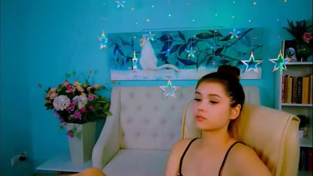 Image 11 of evathopson Stream on Chaturbate on 1 month ago