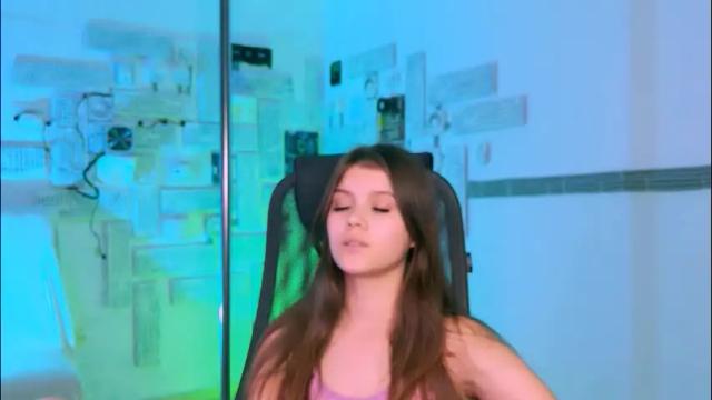 Image 12 of evathopson Stream on Chaturbate on 1 month ago