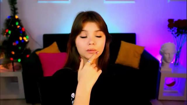 Image 10 of evathopson Stream on Chaturbate on 28 days ago