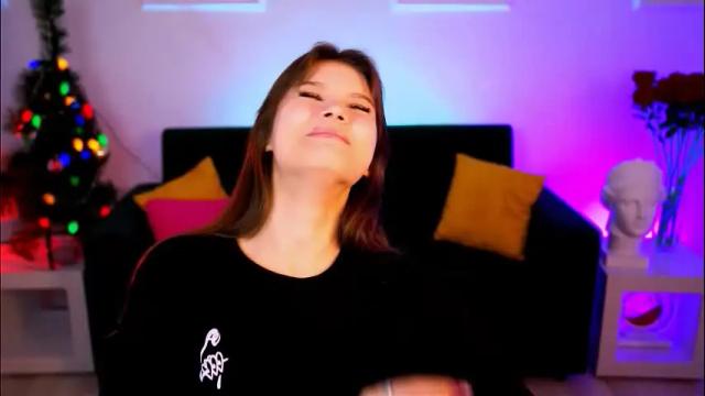 Image 4 of evathopson Stream on Chaturbate on 28 days ago