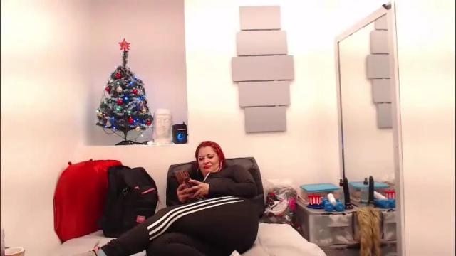 Image 12 of evatwiss Stream on Chaturbate on 8 days ago