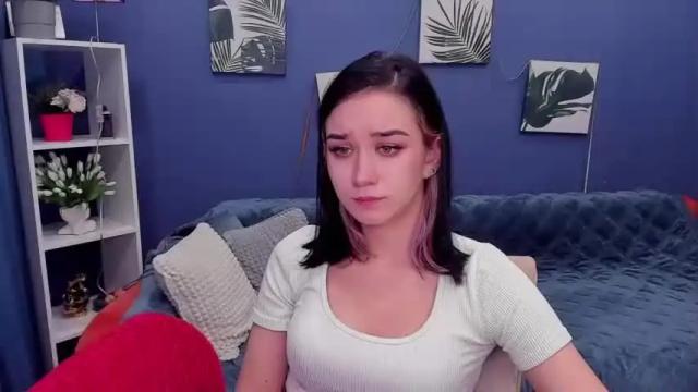 Image 4 of evaward Stream on Chaturbate on 18 months ago