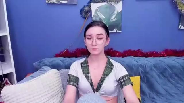 Image 3 of evaward Stream on Chaturbate on 16 months ago