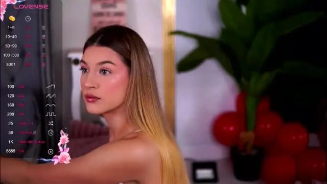 Thumbnail 1, evawarenn's Stream at Chaturbate, 2 months ago