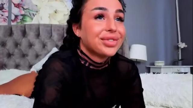 Image 8 of evaxrose Stream on Chaturbate on 12 days ago