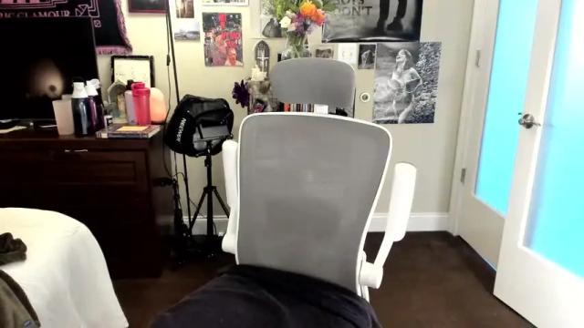 Image 8 of eve003300 Stream on Chaturbate on 1 month ago