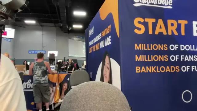 Image 10 of eve003300 Stream on Chaturbate on 10 days ago