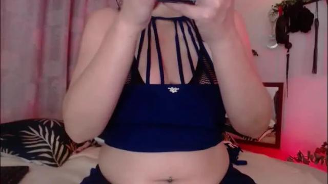 Image 2 of eve_blue77 Stream on Chaturbate on 1 month ago