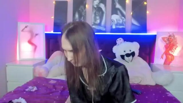 Image 10 of eve_linaa Stream on Chaturbate on 14 months ago