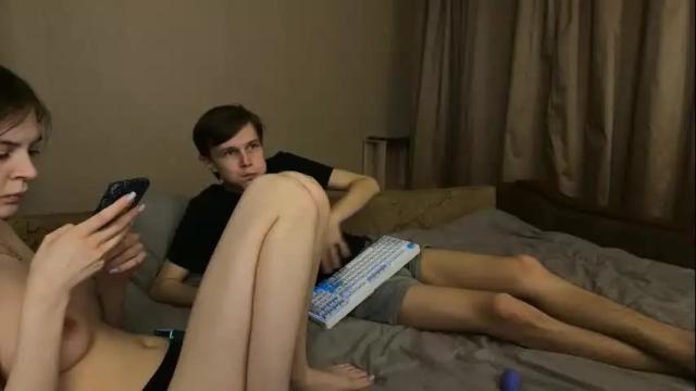Image 12 of eveandrobert Stream on Chaturbate on 1 month ago