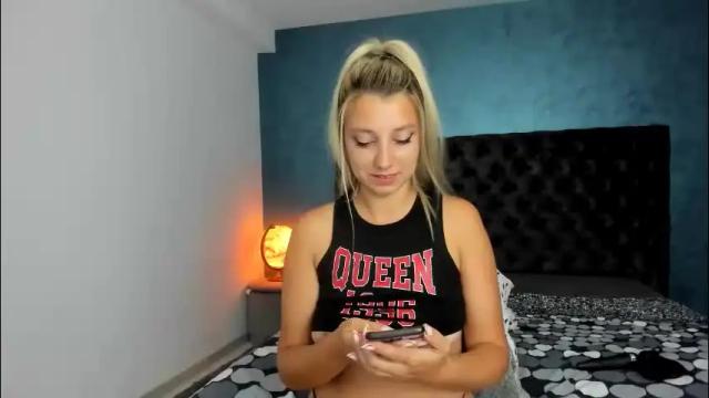 Image 6 of evebel Stream on Chaturbate on 5 months ago