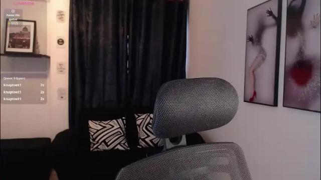 Image 7 of evee_e Stream on Chaturbate on 11 days ago