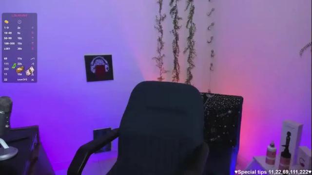 Thumbnail 1, evee_uwu's Stream at Chaturbate, 7 months ago