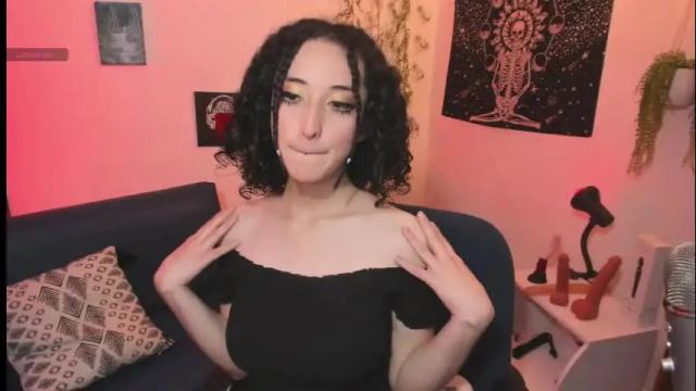 Image 4 of evee_uwu Stream on Chaturbate on 2 months ago