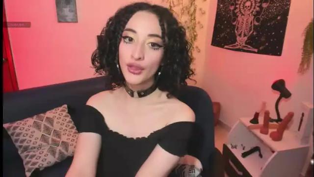 Image 7 of evee_uwu Stream on Chaturbate on 2 months ago