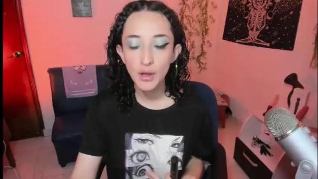 Image 2 of evee_uwu Stream on Chaturbate on 1 month ago